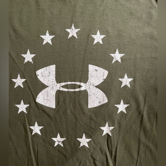 MENS UNDER ARMOUR T SHIRT SHORT SLEEVE USA STARS Army Green Loose Fit Heat Gear - Picture 2 of 5